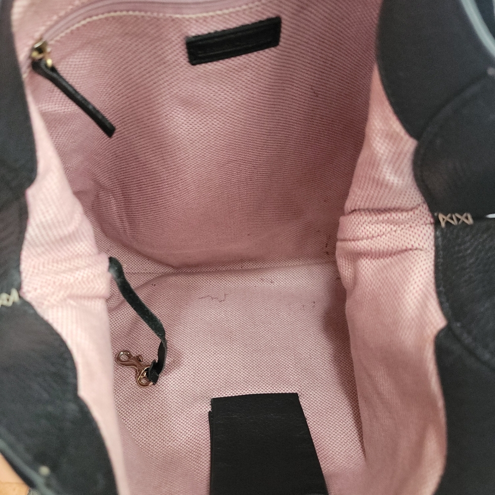 Dooney and Bourke Black Large Pebble Leather Hobo Shoulder Bag - Picture 9 of 16